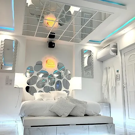 La Blanche Loveroom * Thuir