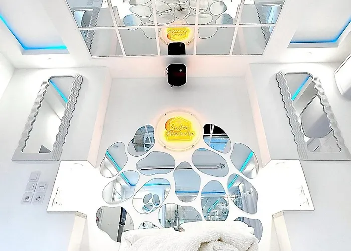 Apartment La Blanche Loveroom